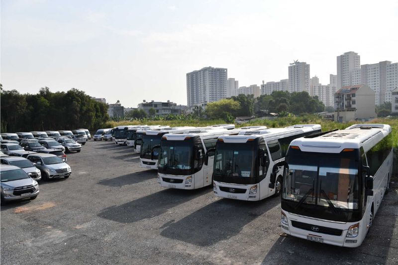 HoaBinhBus provides safe - quality - economical car rental service in Tuan Chau