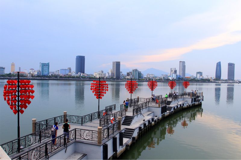 Love Bridge in Da Nang - Witness to the love of couples