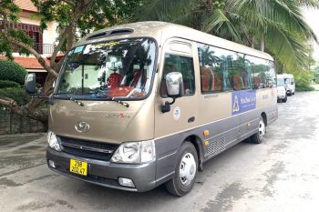 HoaBinh Bus - car rental services in Da Nang, Hanoi, Saigon