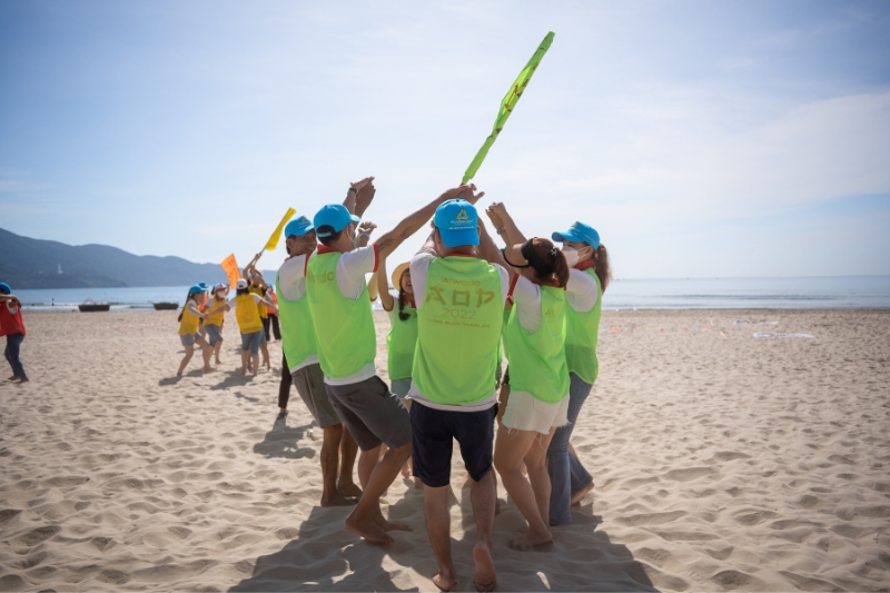 Team building at Vung Tau beach